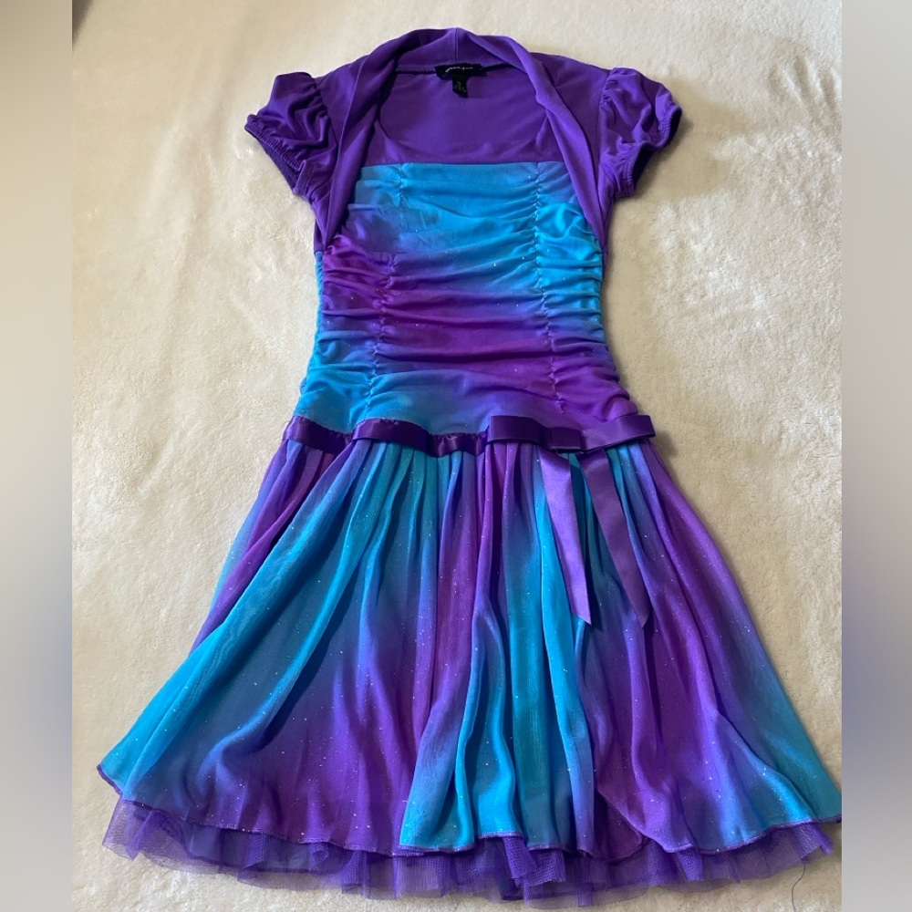 Girls size 10 Amy’s Closet Brand special occasion dress